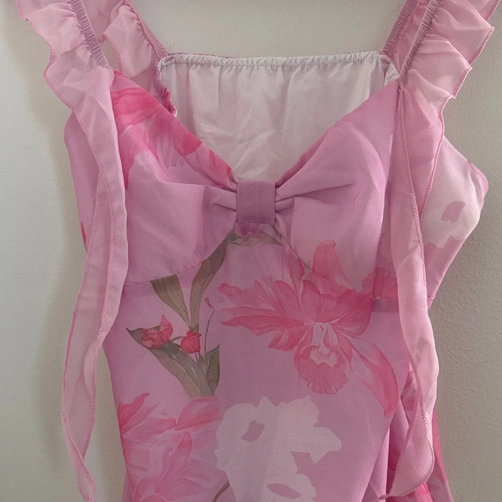 Pink Floral Ruffle Strap Top - Picture 4 of 16